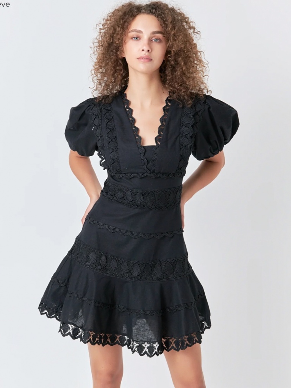 Endless Rose PLUNGING LACE TRIM DRESS WITH PUFF SLEEVE